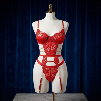 Chain Lace Garter Bra Set - Bold Look